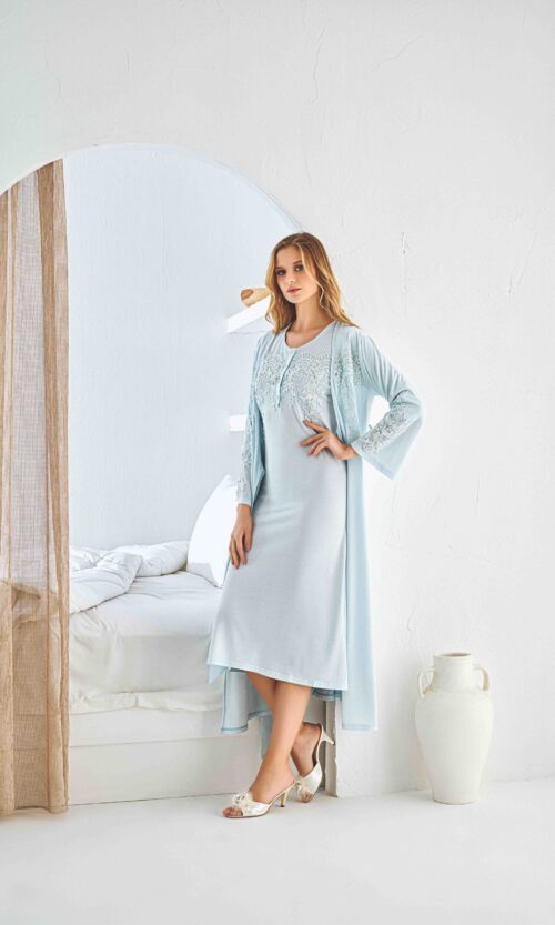 Pyjama avec Pegnoir  En Dentelle Deluxe