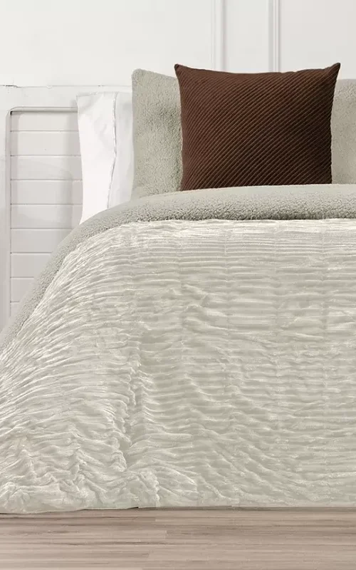 Manterol Comforter Mosaic C02